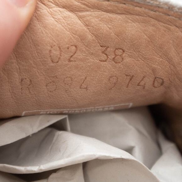 Bon Bonite Silver Leather Slip-On Athletic Fashion Sneakers Size 38 US 7.5-8 - Picture 8 of 10